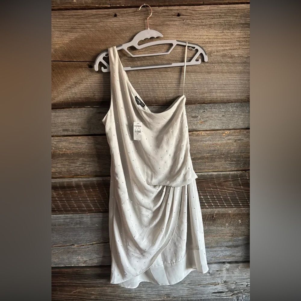 NWT Express Cream One-Shoulder Studded
Ruched Mini Dress Size 10 - Picture 3 of 5